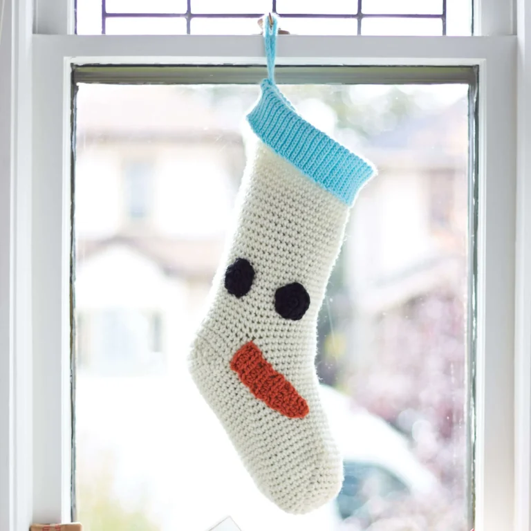Handmade Crochet Christmas Stocking pattern tutorial