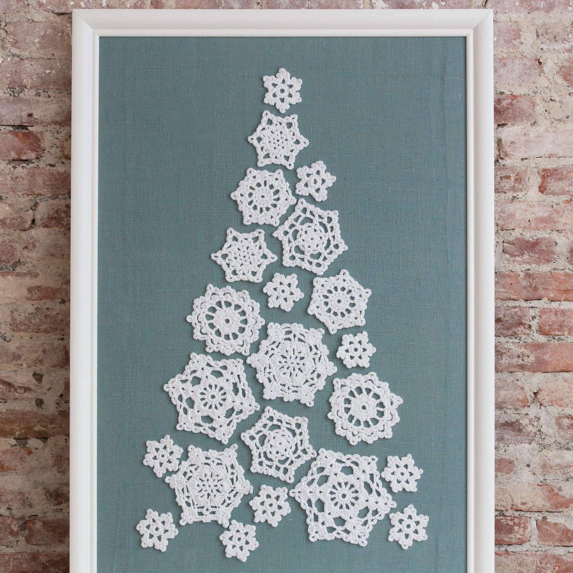 Crochet Tree of Snowflakes Pattern